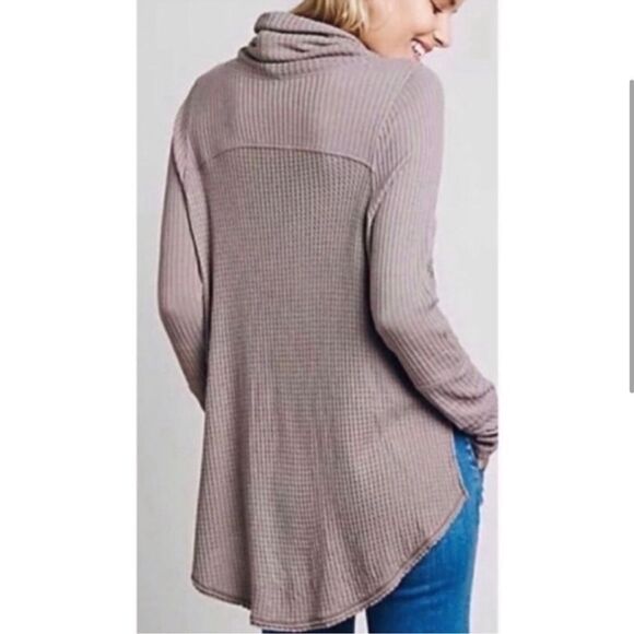 Free People We The Free Kristina Thermal Waffle Knit Top Mushroom Size Small - Picture 3 of 11